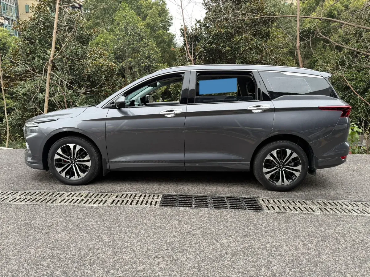 2020 WuLing KaiJie 1.5T 147HP L4 CVT,autocango,china used car exporter,china ev exporter,chinese used car exporter,chinese used ev exporter