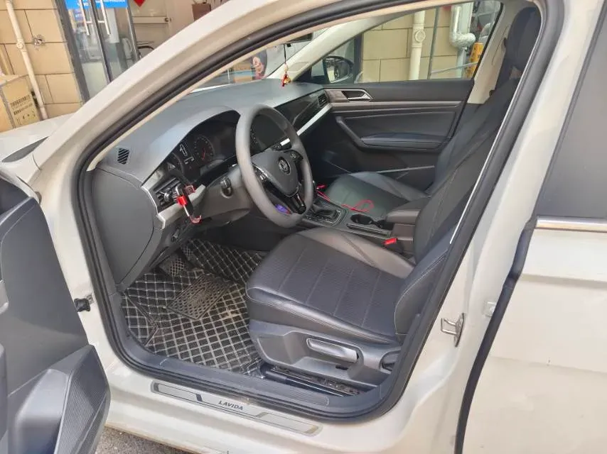 2019 Volkswagen Lavida 1.5L 113HP L4 6AT,autocango,china used car exporter,china ev exporter,chinese used car exporter,chinese used ev exporter