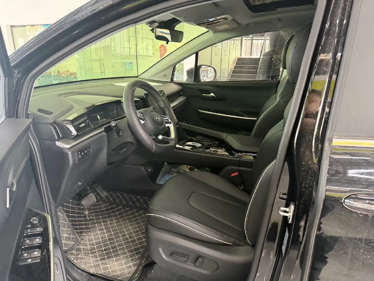 2024 Hyundai Custo 1.5T 170HP L4 8AT,autocango,china used car exporter,china ev exporter,chinese used car exporter,chinese used ev exporter