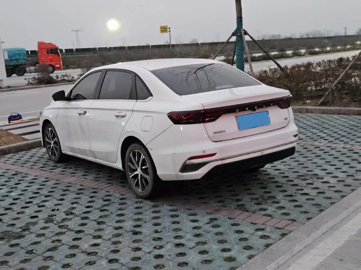 2022 Geely Emgrand 1.5L 114HP L4 CVT,autocango,china used car exporter,china ev exporter,chinese used car exporter,chinese used ev exporter