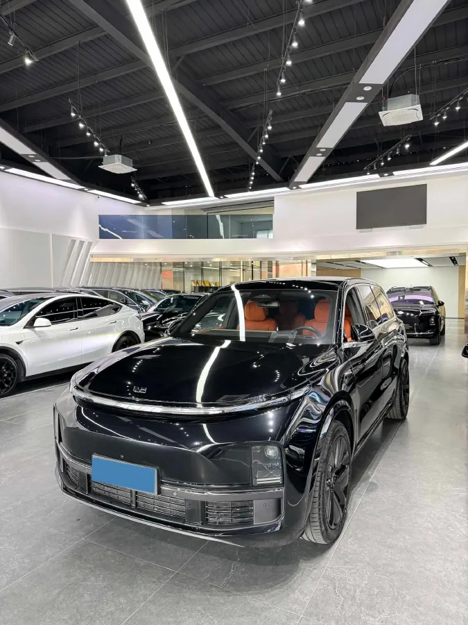 2024 Land Rover Range Rover Evoque 1.5T 200HP L3 8AT PHEV 15.5KWH,autocango,china used car exporter,china ev exporter,chinese used car exporter,chinese used ev exporter