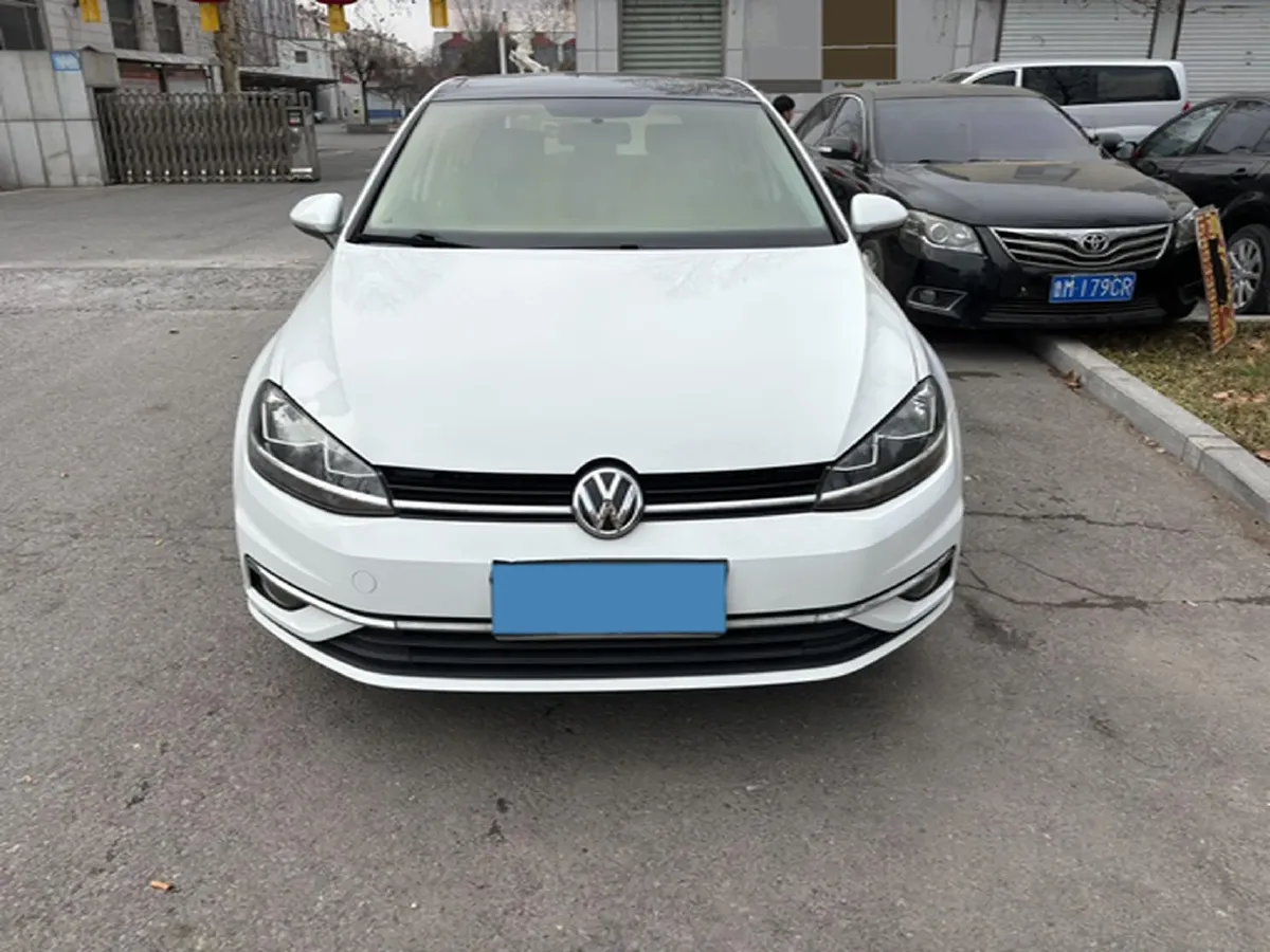 2020 Volkswagen Golf 1.2T 116HP L4 7DCT,autocango,china used car exporter,china ev exporter,chinese used car exporter,chinese used ev exporter