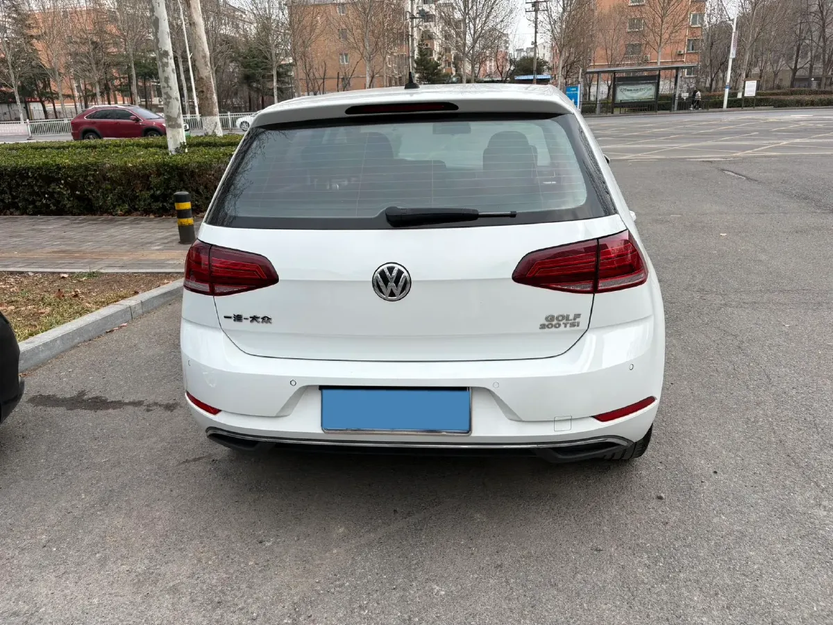 2020 Volkswagen Golf 1.2T 116HP L4 7DCT,autocango,china used car exporter,china ev exporter,chinese used car exporter,chinese used ev exporter