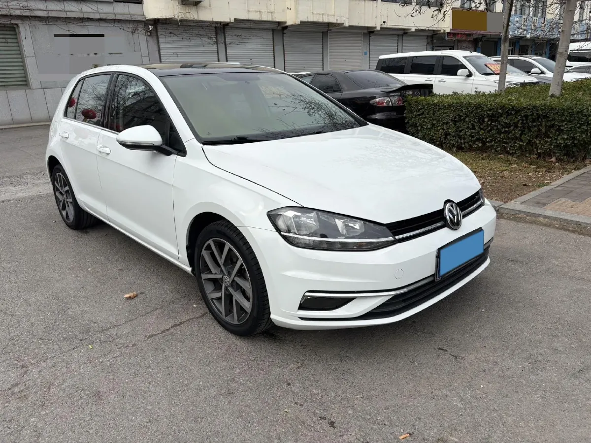 2020 Volkswagen Golf 1.2T 116HP L4 7DCT,autocango,china used car exporter,china ev exporter,chinese used car exporter,chinese used ev exporter
