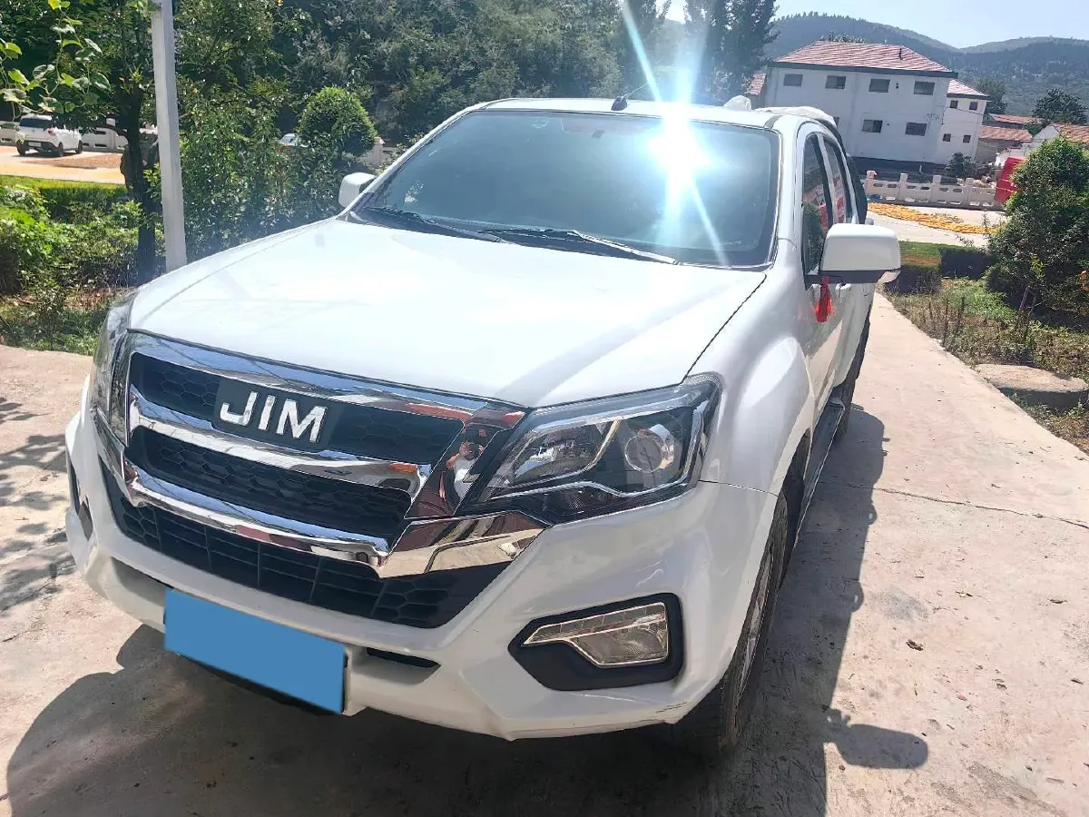 2022 Isuzu RE-MAX Jim 2.8T 120HP L4 5MT,autocango,china used car exporter,china ev exporter,chinese used car exporter,chinese used ev exporter