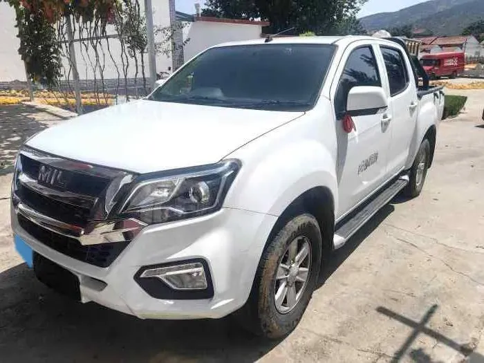 2022 Isuzu RE-MAX Jim 2.8T 120HP L4 5MT,autocango,china used car exporter,china ev exporter,chinese used car exporter,chinese used ev exporter