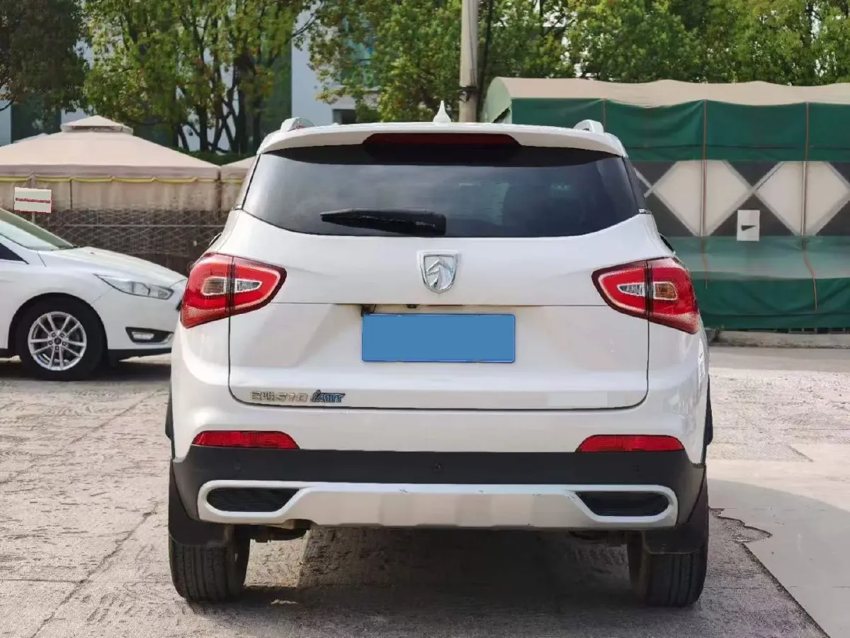 2017 HaiMa S5 Young Edition 1.6L 122HP L4 5MT,autocango,china used car exporter,china ev exporter,chinese used car exporter,chinese used ev exporter