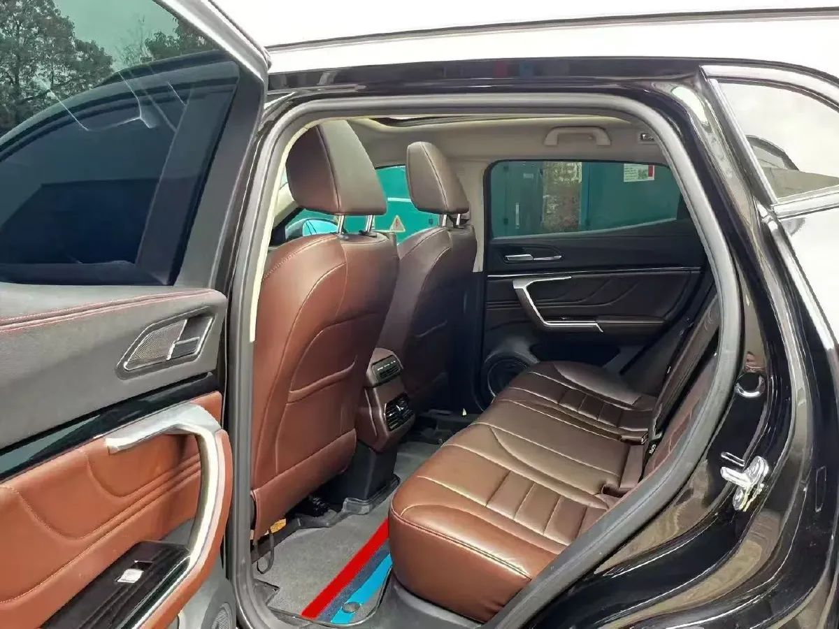 2017 WEY VV5 2.0T 197HP L4 7DCT,autocango,china used car exporter,china ev exporter,chinese used car exporter,chinese used ev exporter