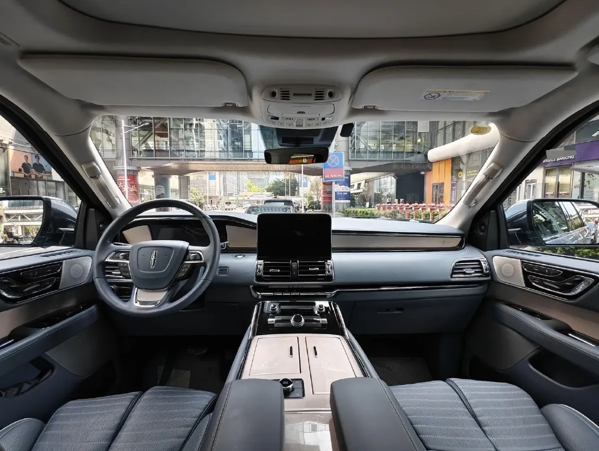 2020 Lincoln Navigator 3.5T 388HP V6 10AT,autocango,china used car exporter,china ev exporter,chinese used car exporter,chinese used ev exporter