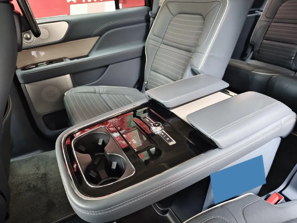 2020 Lincoln Navigator 3.5T 388HP V6 10AT,autocango,china used car exporter,china ev exporter,chinese used car exporter,chinese used ev exporter