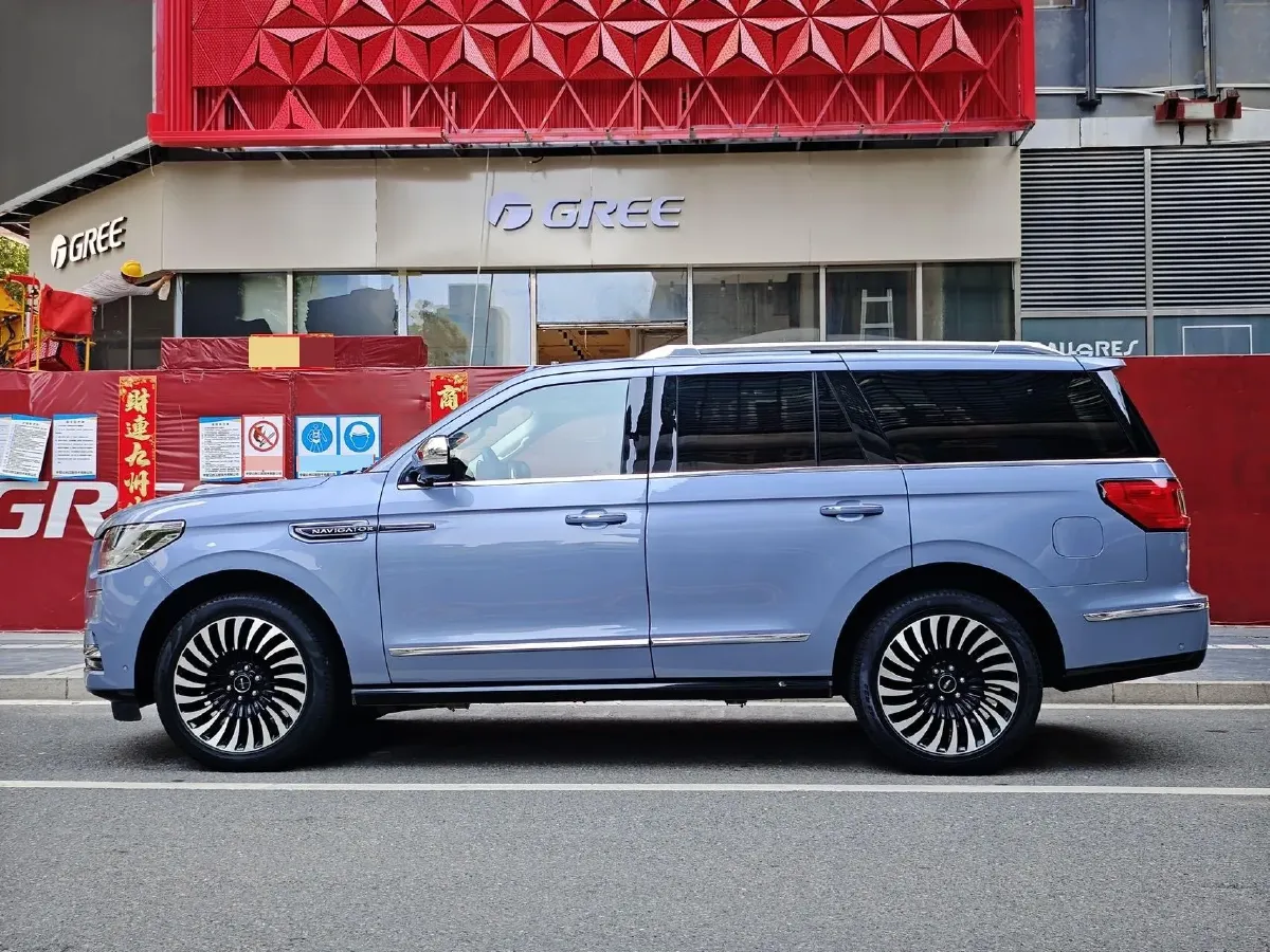 2020 Lincoln Navigator 3.5T 388HP V6 10AT,autocango,china used car exporter,china ev exporter,chinese used car exporter,chinese used ev exporter