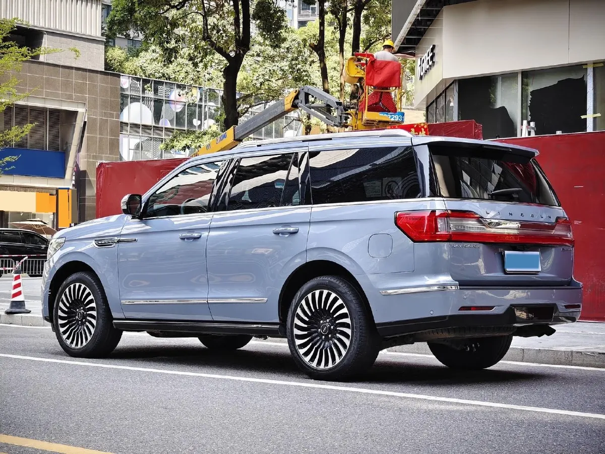 2020 Lincoln Navigator 3.5T 388HP V6 10AT,autocango,china used car exporter,china ev exporter,chinese used car exporter,chinese used ev exporter