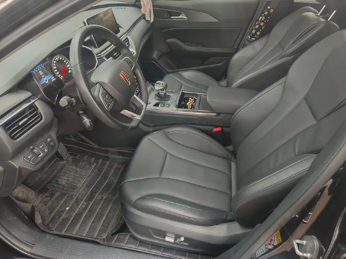 2020 HongQi H5 1.8T 197HP L4 6AT,autocango,china used car exporter,china ev exporter,chinese used car exporter,chinese used ev exporter