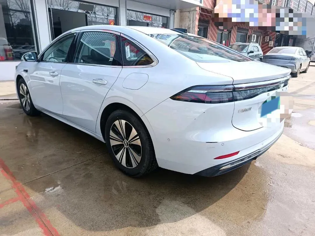 2025 Geely Galaxy A7 1.5L 112HP L4 1DHT PHEV,autocango,china used car exporter,china ev exporter,chinese used car exporter,chinese used ev exporter