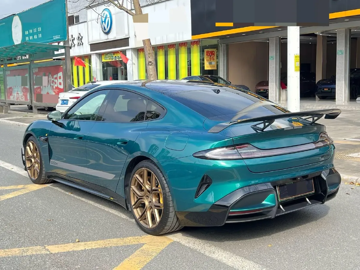 2025 MI SU7 Ultra BEV 93.7KWH,autocango,china used car exporter,china ev exporter,chinese used car exporter,chinese used ev exporter