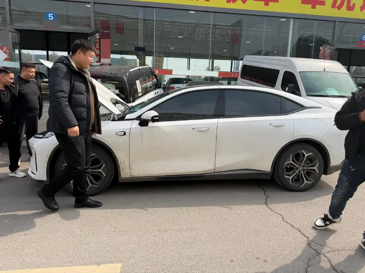 2024 Deepal L07 1.5L 98HP L4 REEV 28.39KWH,autocango,china used car exporter,china ev exporter,chinese used car exporter,chinese used ev exporter