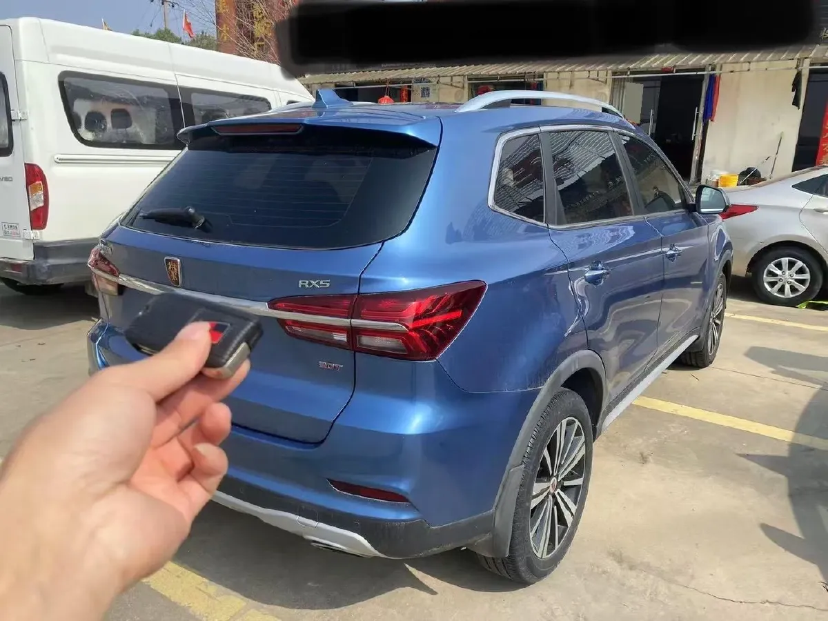 2020 Roewe i6 1.5T 169HP L4 7DCT,autocango,china used car exporter,china ev exporter,chinese used car exporter,chinese used ev exporter