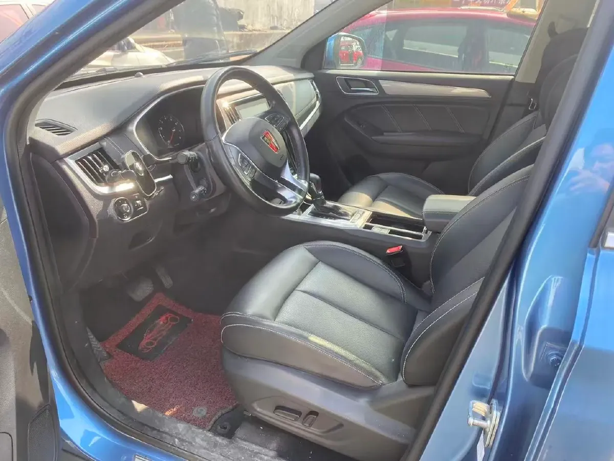 2020 Roewe i6 1.5T 169HP L4 7DCT,autocango,china used car exporter,china ev exporter,chinese used car exporter,chinese used ev exporter