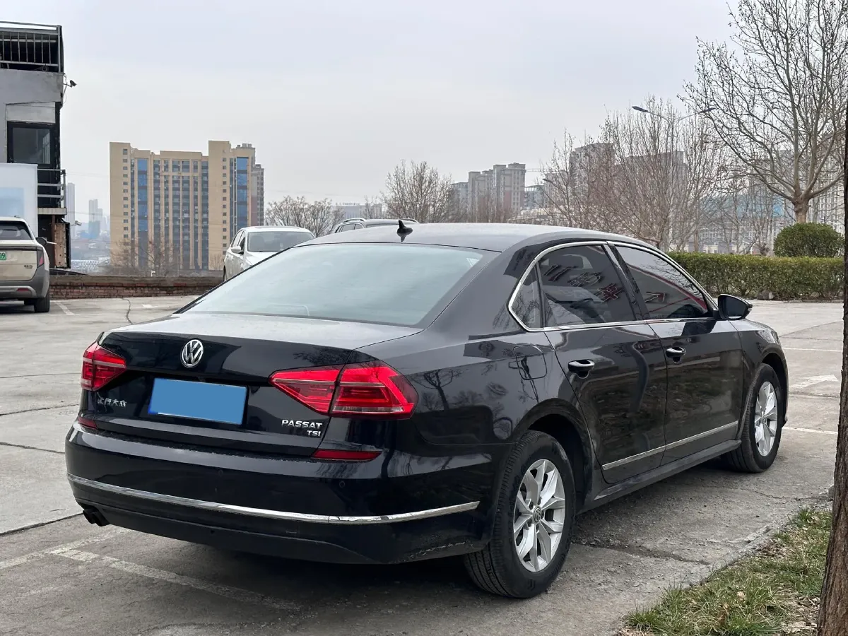 2017 Volkswagen Passat 1.4T 150HP L4 7DCT,autocango,china used car exporter,china ev exporter,chinese used car exporter,chinese used ev exporter
