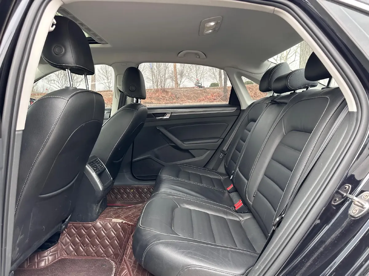 2017 Volkswagen Passat 1.4T 150HP L4 7DCT,autocango,china used car exporter,china ev exporter,chinese used car exporter,chinese used ev exporter