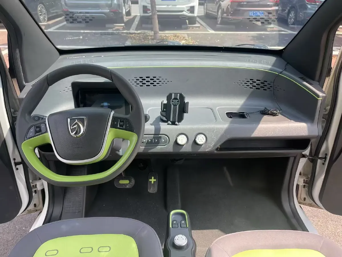 2020 BaoJun E100 BEV 28KWH,autocango,china used car exporter,china ev exporter,chinese used car exporter,chinese used ev exporter