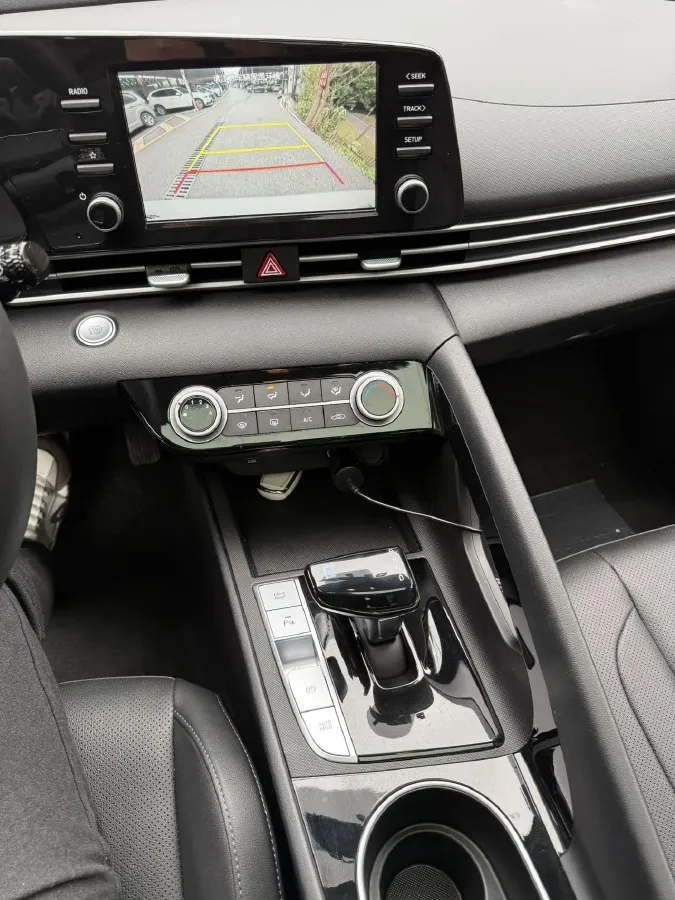 2022 Hyundai Elantra 1.5L 115HP L4 CVT,autocango,china used car exporter,china ev exporter,chinese used car exporter,chinese used ev exporter