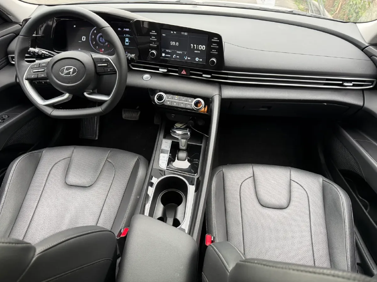 2022 Hyundai Elantra 1.5L 115HP L4 CVT,autocango,china used car exporter,china ev exporter,chinese used car exporter,chinese used ev exporter