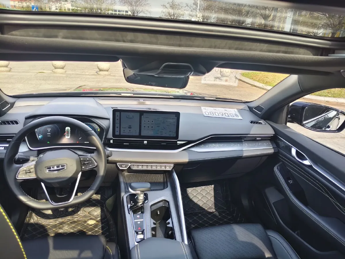 2023 Geely Preface 1.5T 181HP L4 7DCT,autocango,china used car exporter,china ev exporter,chinese used car exporter,chinese used ev exporter