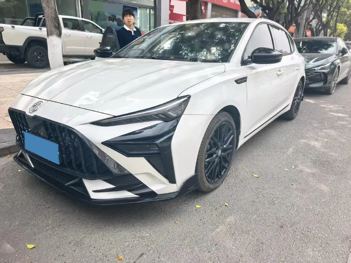2025 MG MG6 1.5T 181HP L4 7DCT,autocango,china used car exporter,china ev exporter,chinese used car exporter,chinese used ev exporter