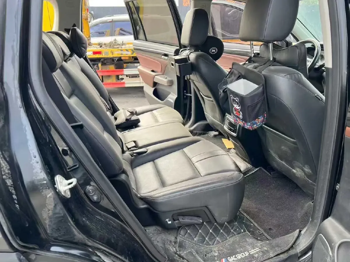 2017 GAC Trumpchi GS8 2.0T 201HP L4 6AT,autocango,china used car exporter,china ev exporter,chinese used car exporter,chinese used ev exporter