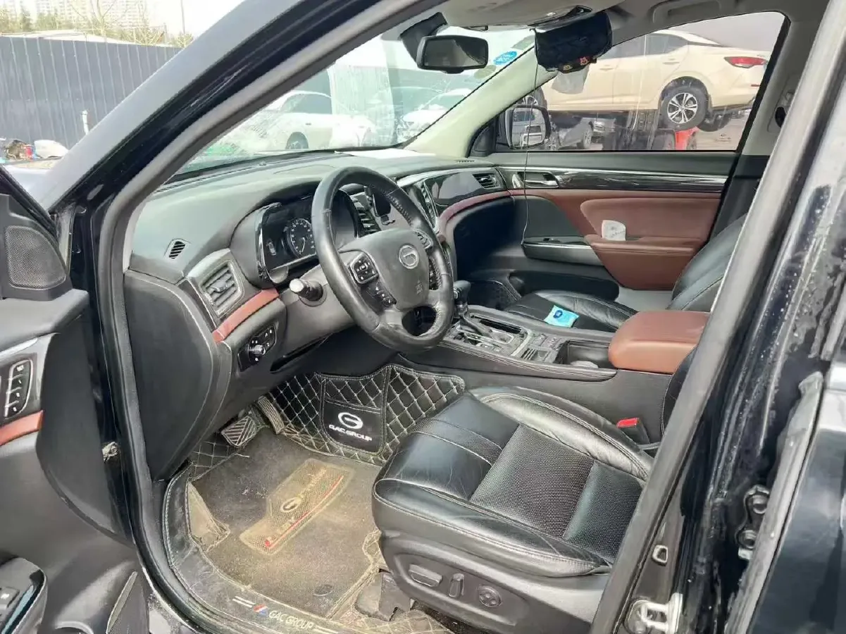 2017 GAC Trumpchi GS8 2.0T 201HP L4 6AT,autocango,china used car exporter,china ev exporter,chinese used car exporter,chinese used ev exporter