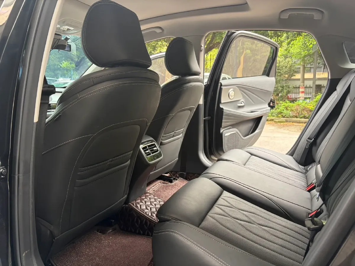 2023 Chery Arrizo 8 2.0T 254HP L4 7DCT,autocango,china used car exporter,china ev exporter,chinese used car exporter,chinese used ev exporter