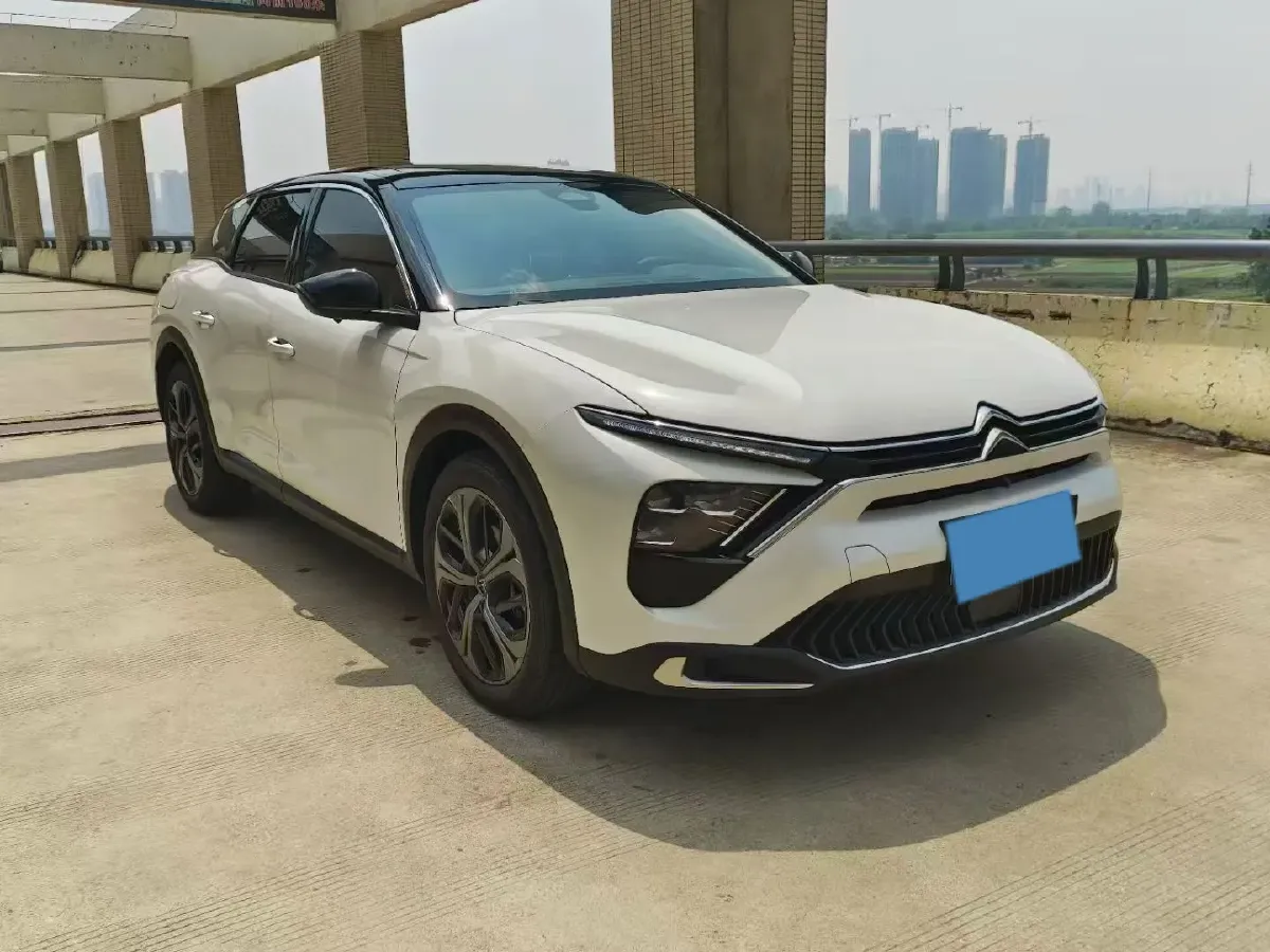 2022 Citroen C5 X 1.6T 175HP L4 8AT,autocango,china used car exporter,china ev exporter,chinese used car exporter,chinese used ev exporter