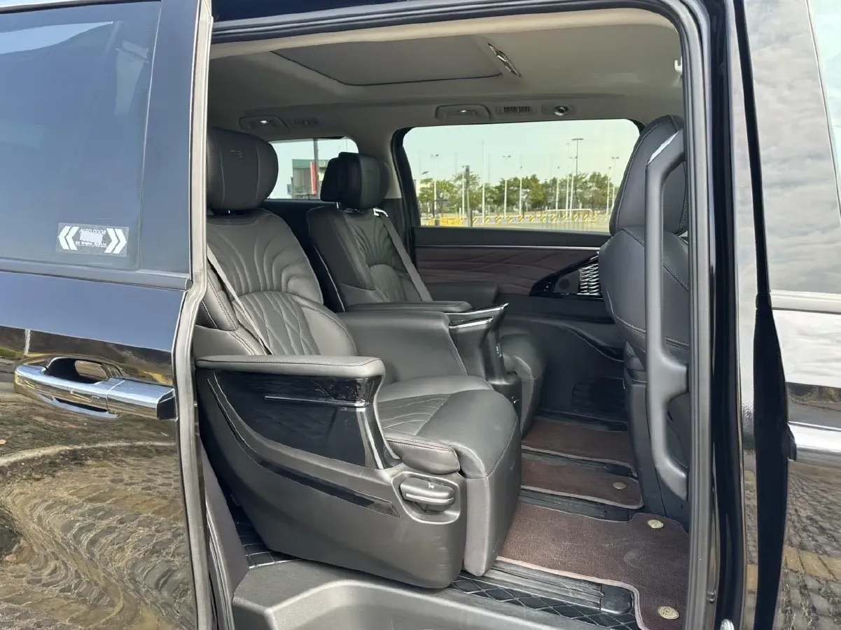 2024 GAC Trumpchi M8 2.0T 252HP L4 8AT,autocango,china used car exporter,china ev exporter,chinese used car exporter,chinese used ev exporter