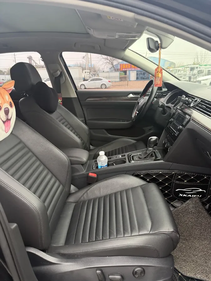 2018 Volkswagen Magotan 1.8T 180HP L4 7DCT,autocango,china used car exporter,china ev exporter,chinese used car exporter,chinese used ev exporter