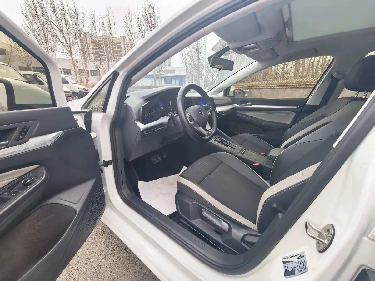 2021 Volkswagen Golf 1.4T 150HP L4 7DCT,autocango,china used car exporter,china ev exporter,chinese used car exporter,chinese used ev exporter