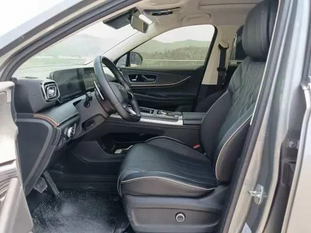 2023 Chery Tiggo 9 2.0T 261HP L4 8AT,autocango,china used car exporter,china ev exporter,chinese used car exporter,chinese used ev exporter