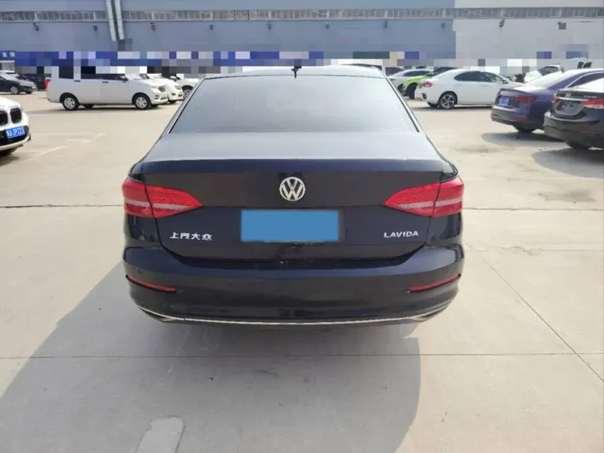 2019 Volkswagen Lavida 1.5L 113HP L4 5MT,autocango,china used car exporter,china ev exporter,chinese used car exporter,chinese used ev exporter
