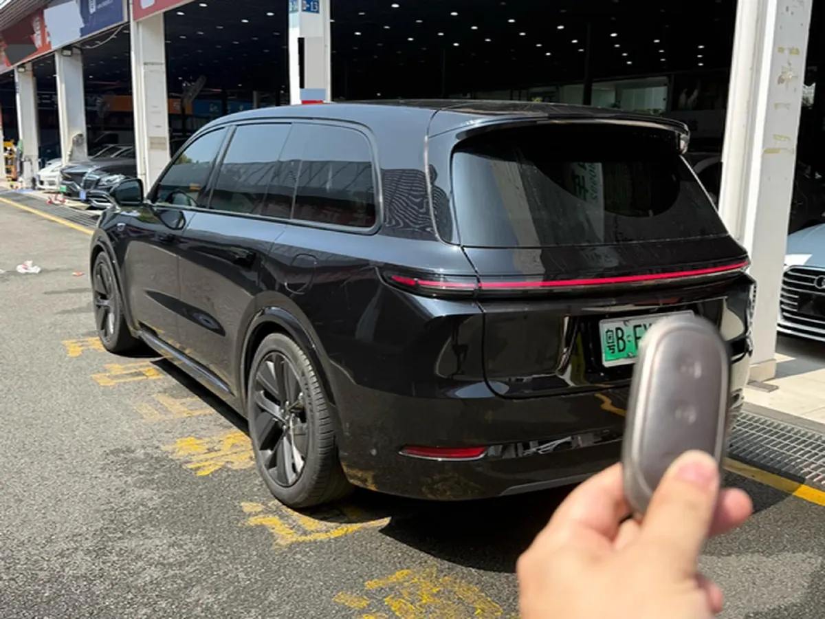 2022 Li L9 Range Extended 154HP REEV 42.6KWH,autocango,china used car exporter,china ev exporter,chinese used car exporter,chinese used ev exporter