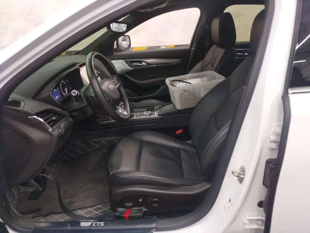 2020 Cadillac CT5 2.0T 237HP L4 10AT,autocango,china used car exporter,china ev exporter,chinese used car exporter,chinese used ev exporter