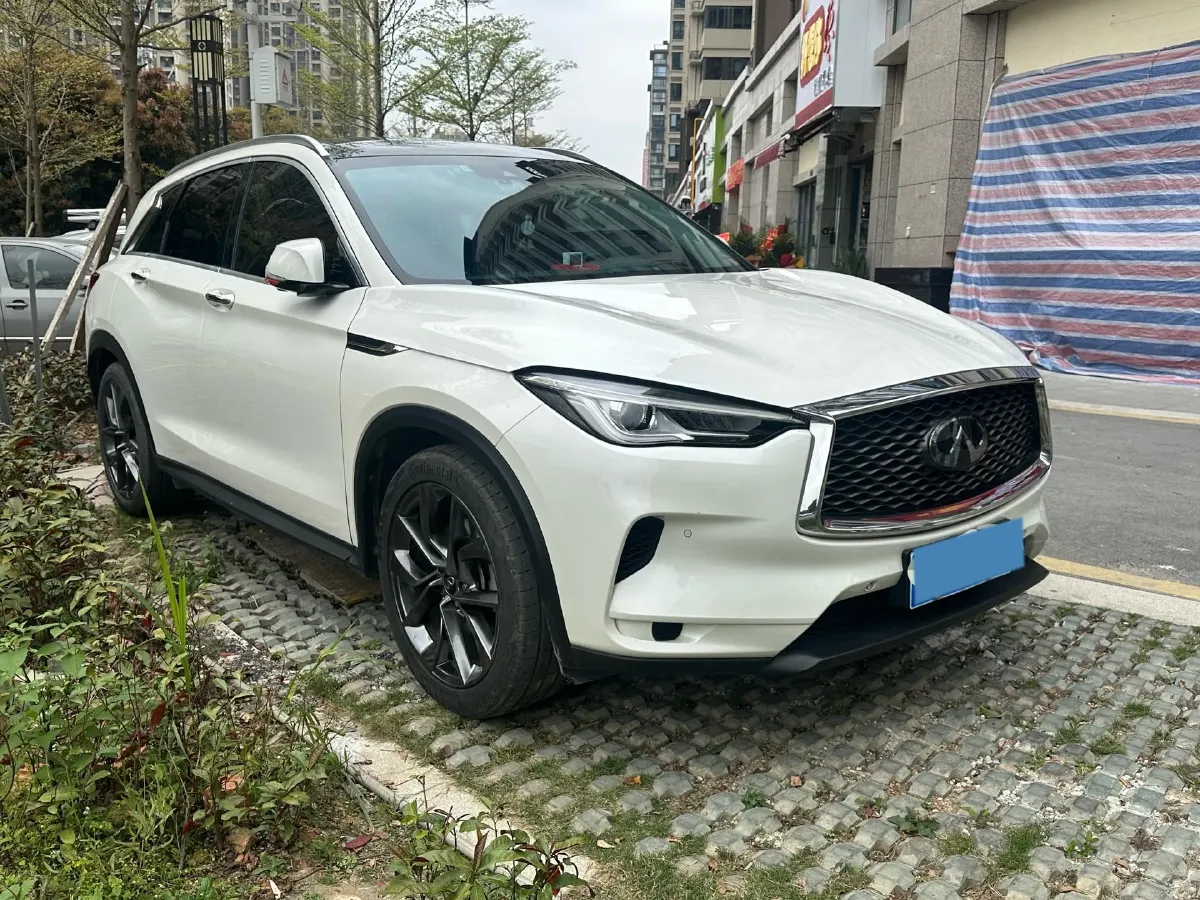 2020 Infiniti QX50 2.0T 272HP L4 CVT,autocango,china used car exporter,china ev exporter,chinese used car exporter,chinese used ev exporter