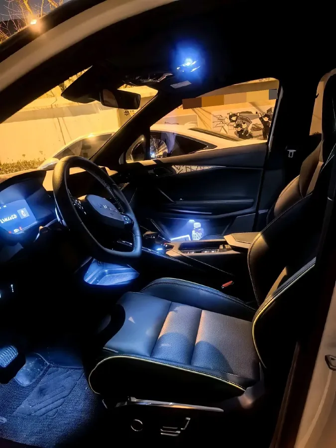 2023 LYNK&CO 06 1.5T 181HP L4 7DCT,autocango,china used car exporter,china ev exporter,chinese used car exporter,chinese used ev exporter