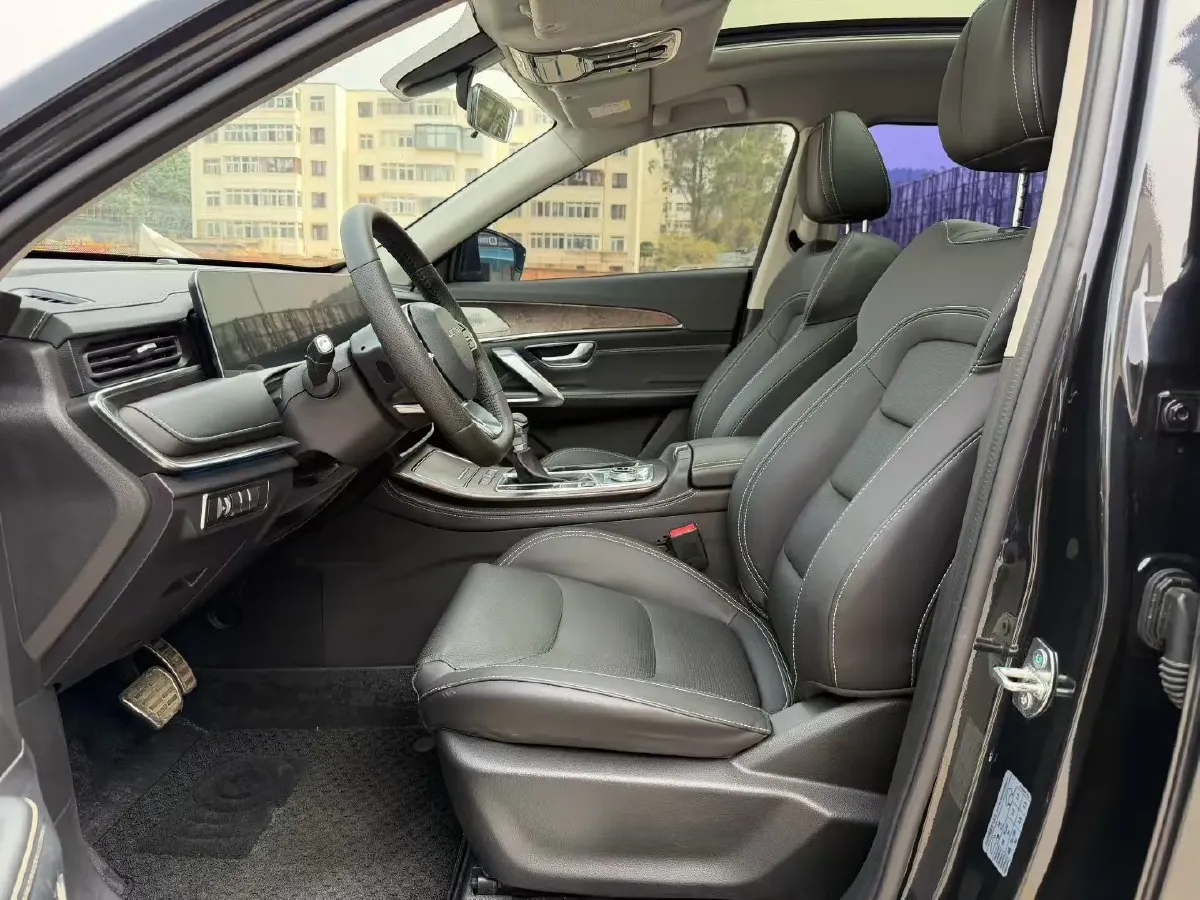 2021 Haval H6 Coupe 1.5T 169HP L4 7DCT,autocango,china used car exporter,china ev exporter,chinese used car exporter,chinese used ev exporter