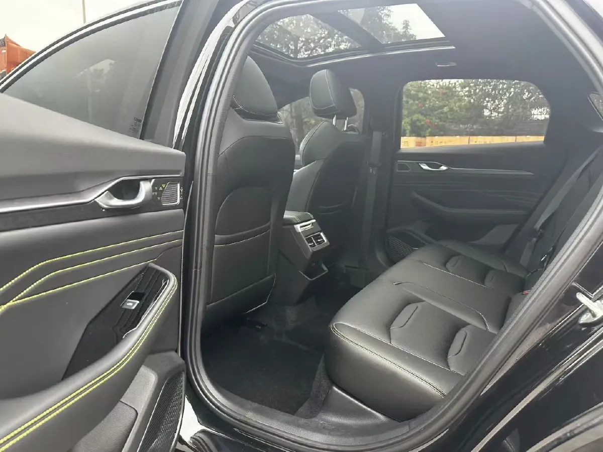 2023 Geely Preface 1.5T 181HP L4 7DCT,autocango,china used car exporter,china ev exporter,chinese used car exporter,chinese used ev exporter