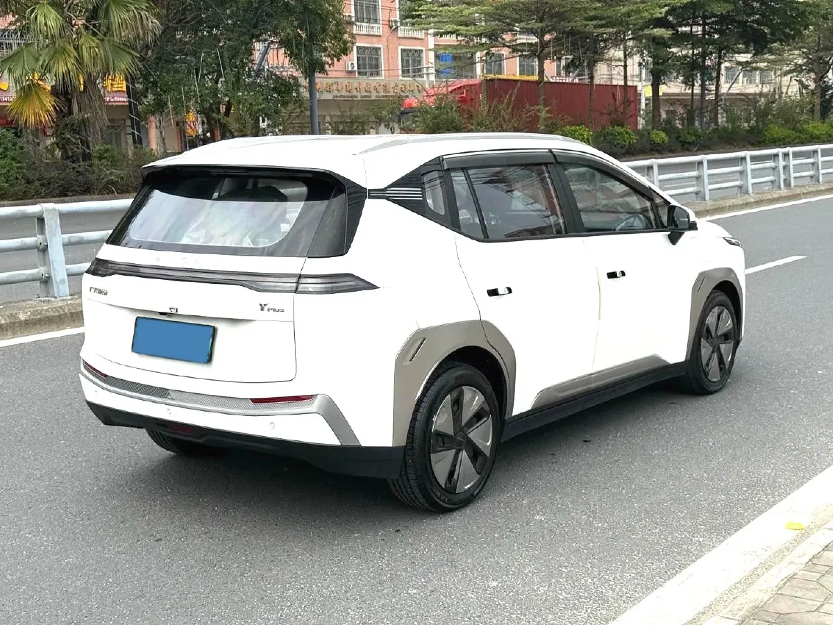 2024 Leapmotor C11 1.5L 95HP L4 REEV 43.74KWH,autocango,china used car exporter,china ev exporter,chinese used car exporter,chinese used ev exporter