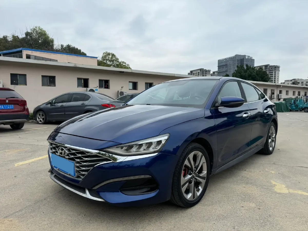2019 Hyundai La Festa 1.6T 204HP L4 7DCT,autocango,china used car exporter,china ev exporter,chinese used car exporter,chinese used ev exporter