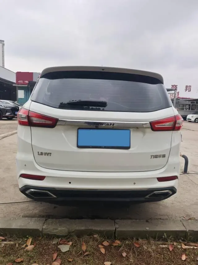 2017 LiFan XuanLang 1.8L 133HP L4 5MT,autocango,china used car exporter,china ev exporter,chinese used car exporter,chinese used ev exporter
