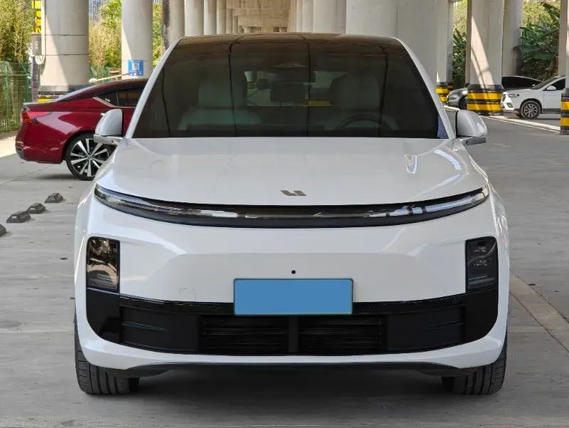 2024 Li L6 Range Extended 154HP L4 REEV 36.8KWH,autocango,china used car exporter,china ev exporter,chinese used car exporter,chinese used ev exporter