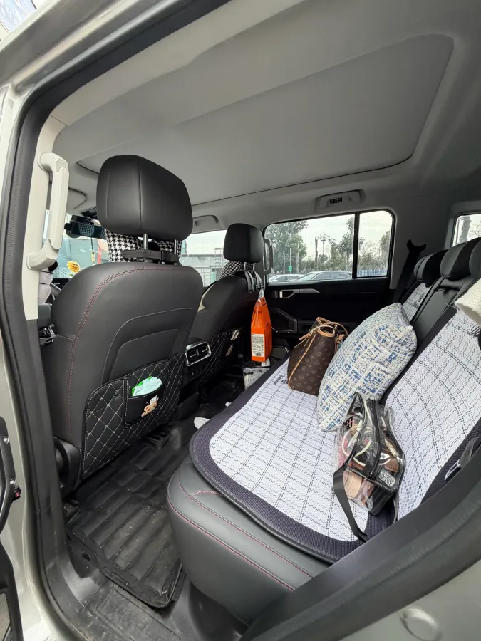 2023 Jetour Traveller 1.5T 184HP L4 7DCT,autocango,china used car exporter,china ev exporter,chinese used car exporter,chinese used ev exporter