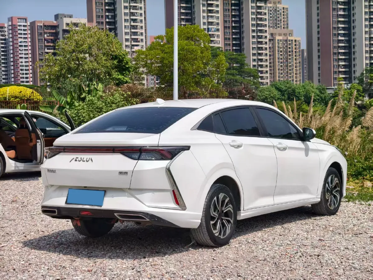 2021 DongFeng Aeolus YiXuan 1.5T 150HP L4 6DCT,autocango,china used car exporter,china ev exporter,chinese used car exporter,chinese used ev exporter